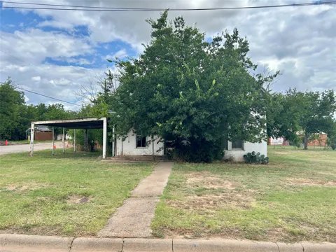 916 W Mesquite Street