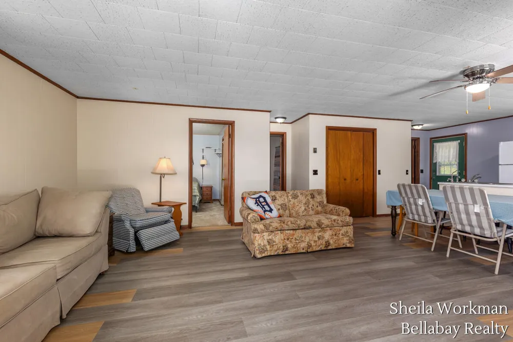 305 Clear Lake Drive Dowling, MI 49050