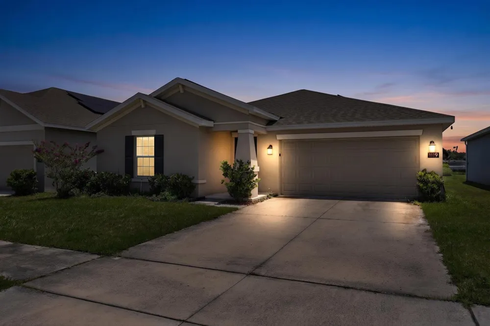 1119 James Paul Road Davenport, FL 33837