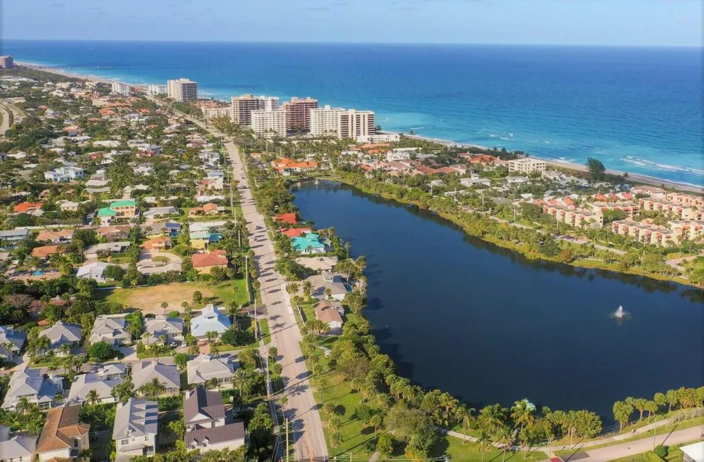 400 Seaside Lane Juno Beach, FL 33408
