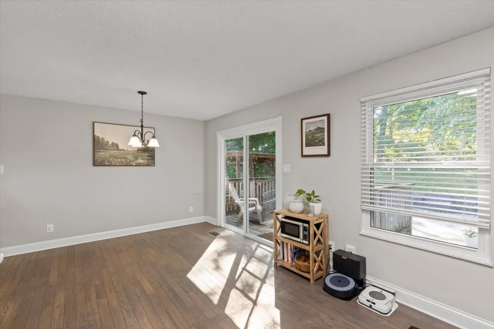 5974 Westmere Drive Knoxville, TN 37909
