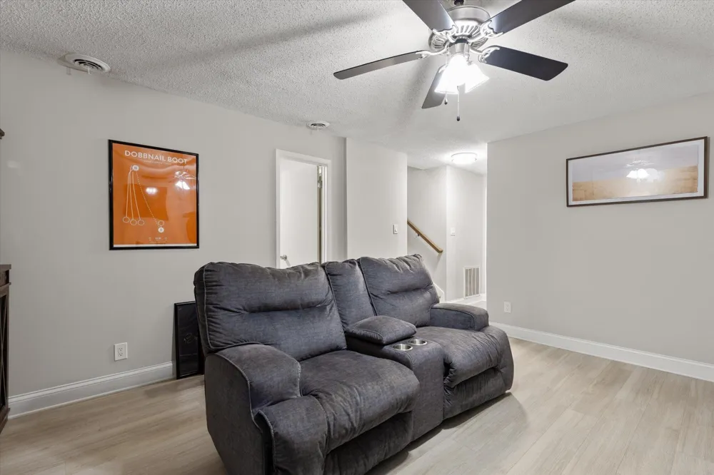 5974 Westmere Drive Knoxville, TN 37909