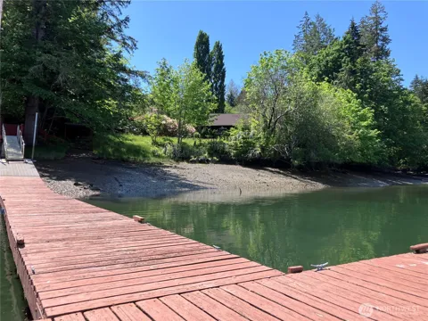 4293 E Pickering Road
