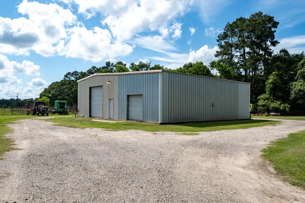 126 County Road 3011 Dayton, TX 77535