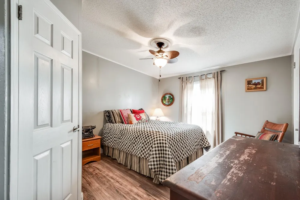 126 County Road 3011 Dayton, TX 77535