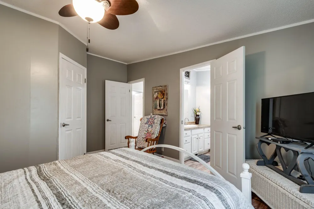 126 County Road 3011 Dayton, TX 77535