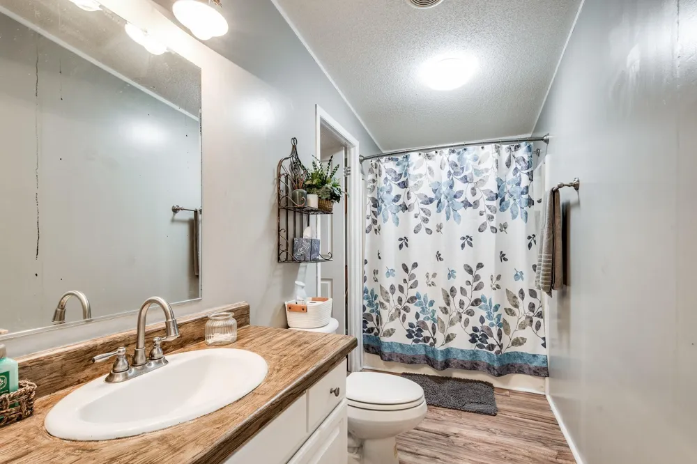 126 County Road 3011 Dayton, TX 77535