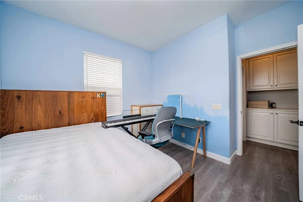 2090 Arnold Fullerton, CA 92833
