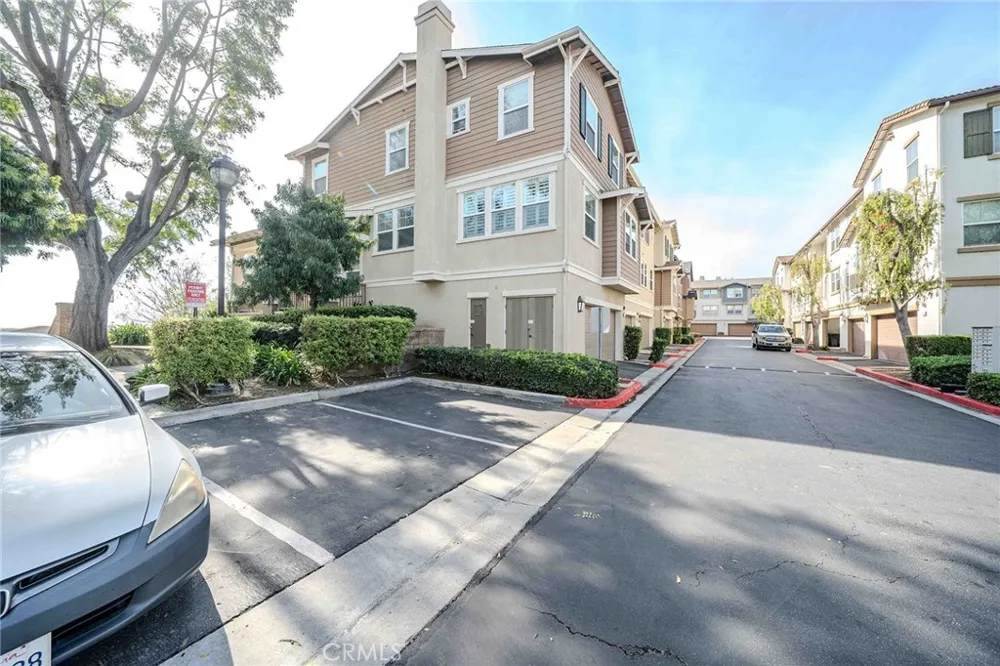 2090 Arnold Fullerton, CA 92833