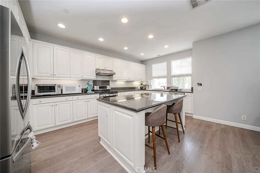 2090 Arnold Fullerton, CA 92833