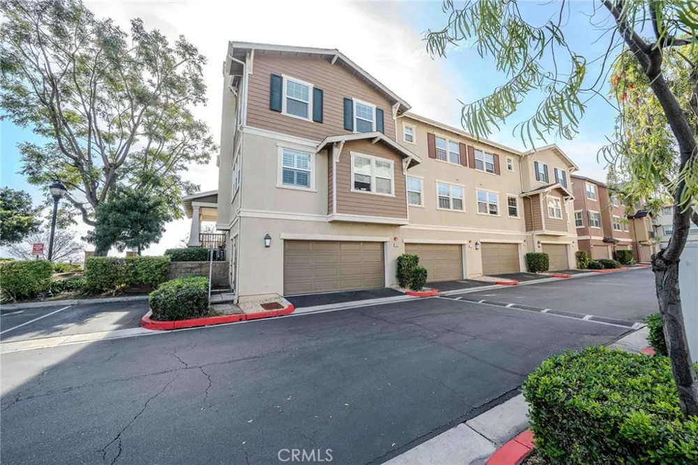 2090 Arnold Fullerton, CA 92833