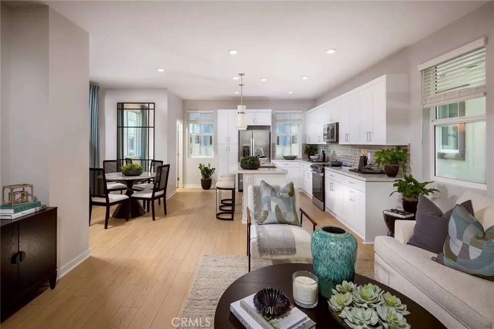 6056 Burren Way Eastvale, CA 92880