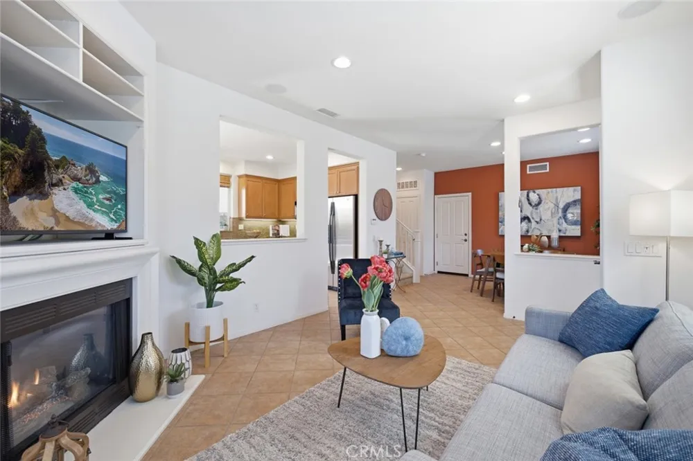 49 Trade Wind Tustin, CA 92782
