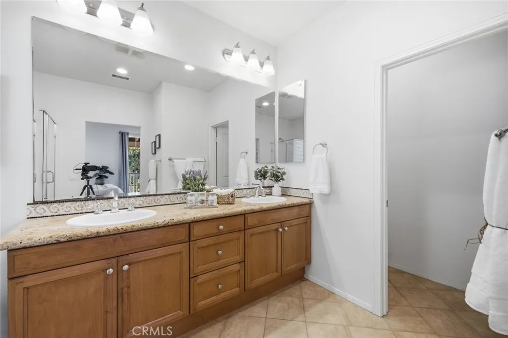 49 Trade Wind Tustin, CA 92782