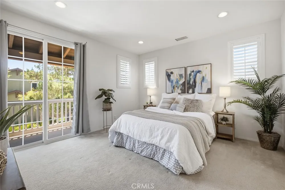 49 Trade Wind Tustin, CA 92782