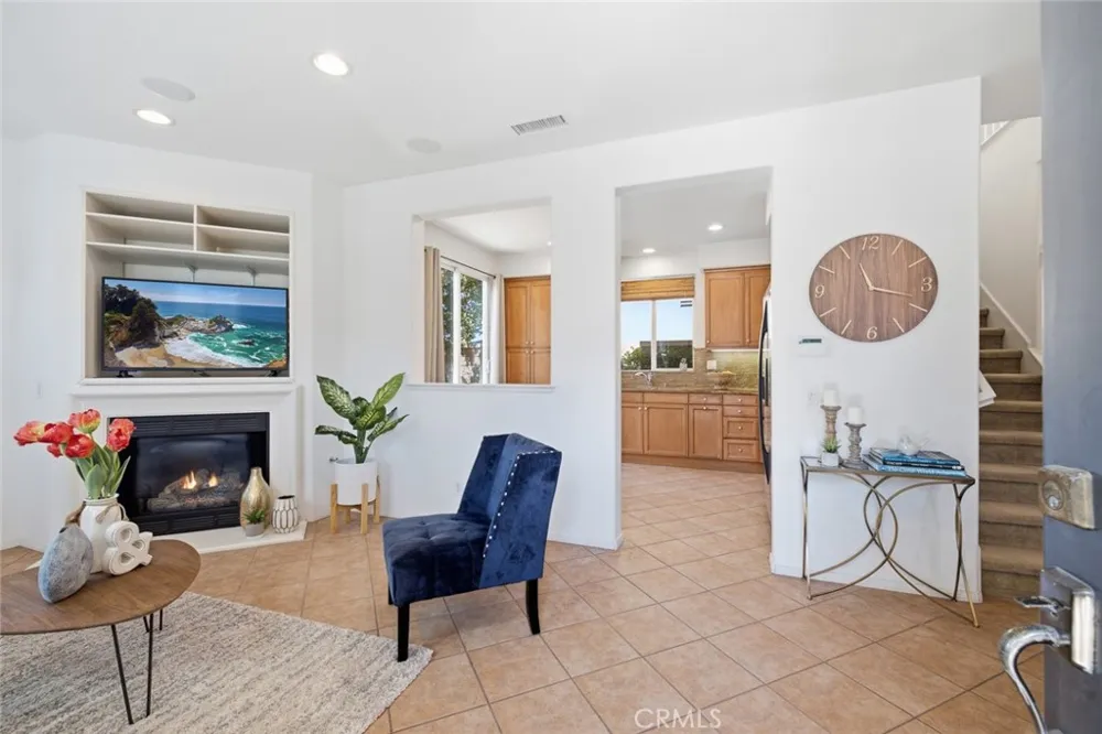 49 Trade Wind Tustin, CA 92782