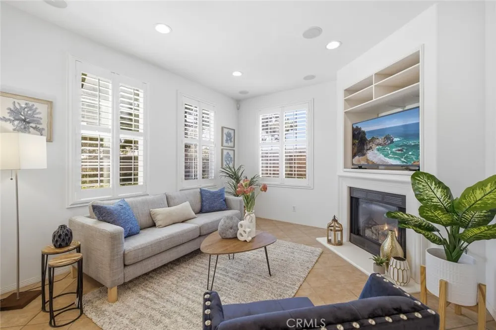49 Trade Wind Tustin, CA 92782