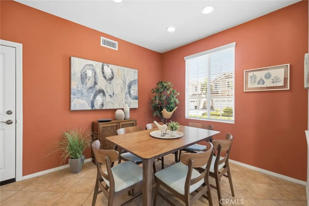 49 Trade Wind Tustin, CA 92782