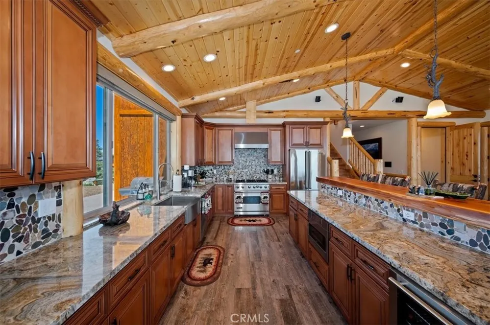 42367 Golden Oak Big Bear Lake, CA 92315