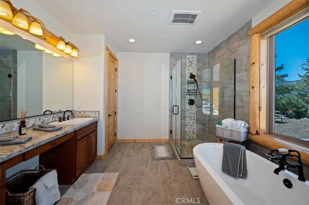 42367 Golden Oak Big Bear Lake, CA 92315