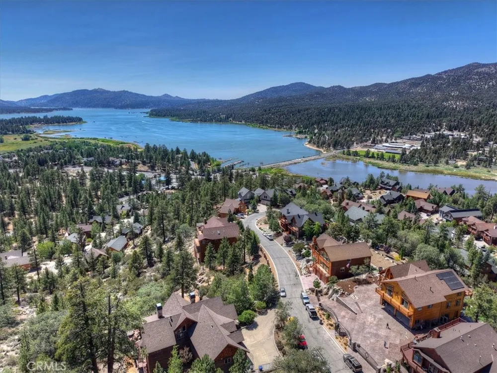 42367 Golden Oak Big Bear Lake, CA 92315