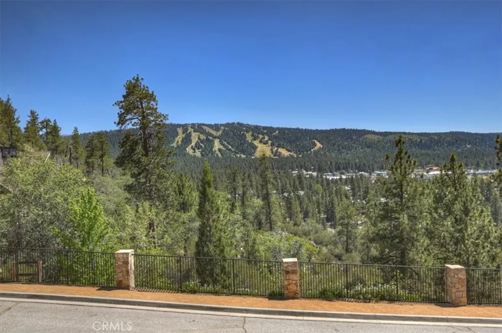 42367 Golden Oak Big Bear Lake, CA 92315