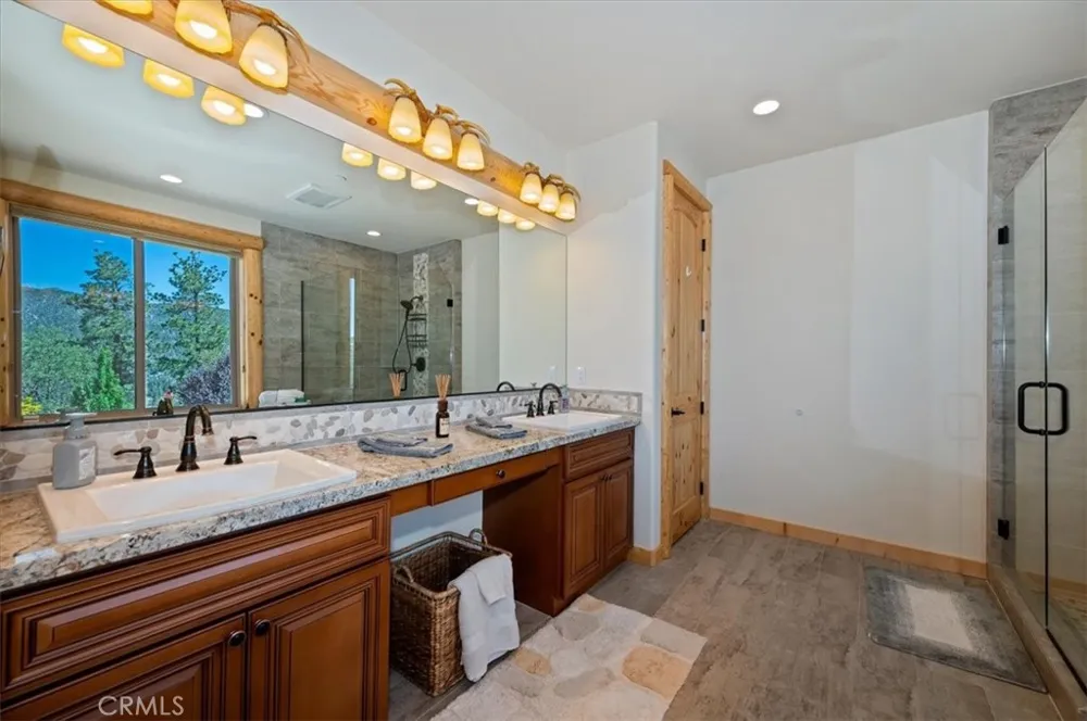 42367 Golden Oak Big Bear Lake, CA 92315