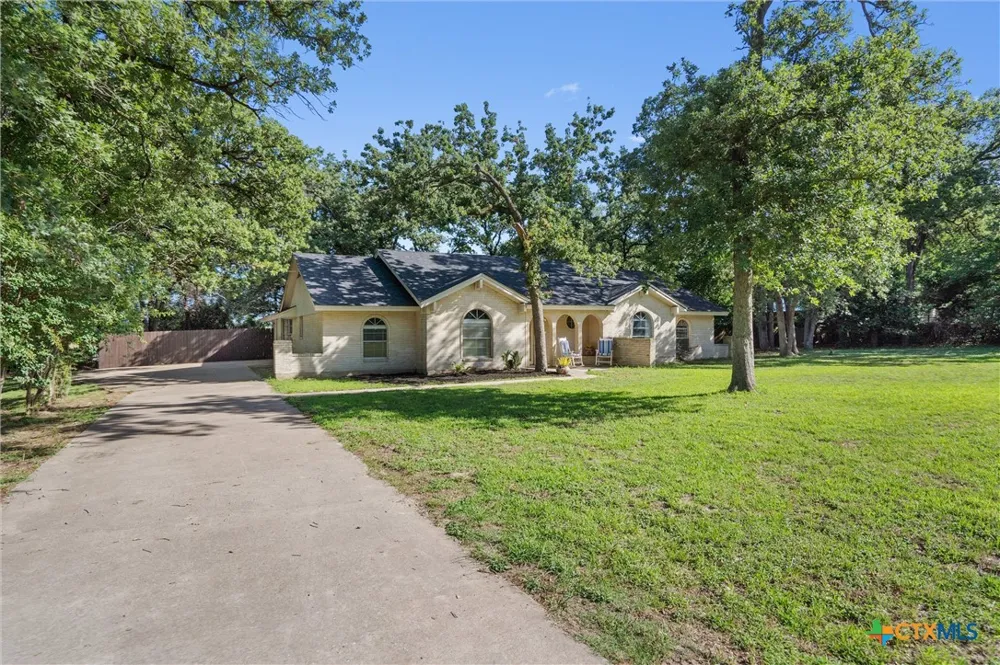 1601 O'kelley Road Rockdale, TX 76567