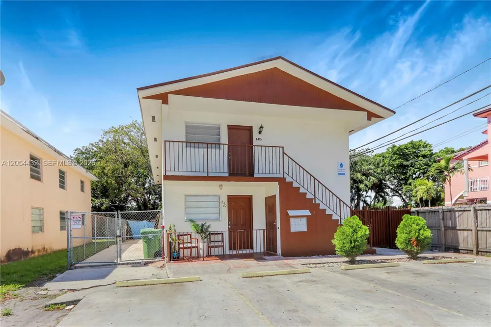 642 E 2nd Ave #B Hialeah, FL 33010