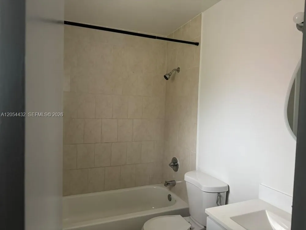 642 E 2nd Ave #B Hialeah, FL 33010