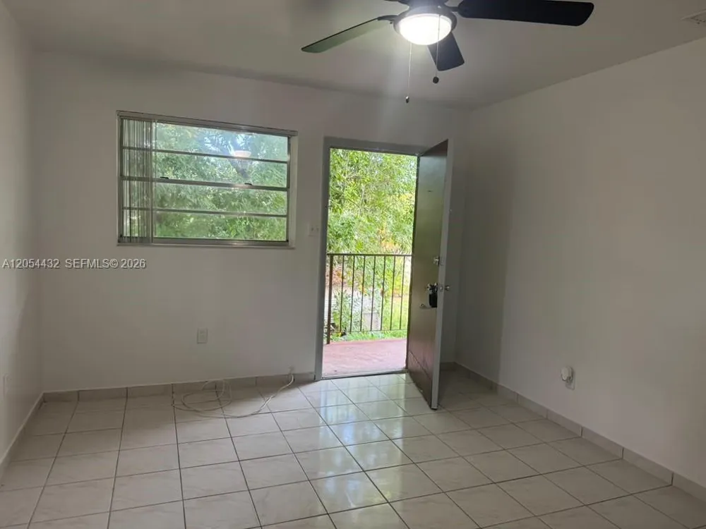 642 E 2nd Ave #B Hialeah, FL 33010
