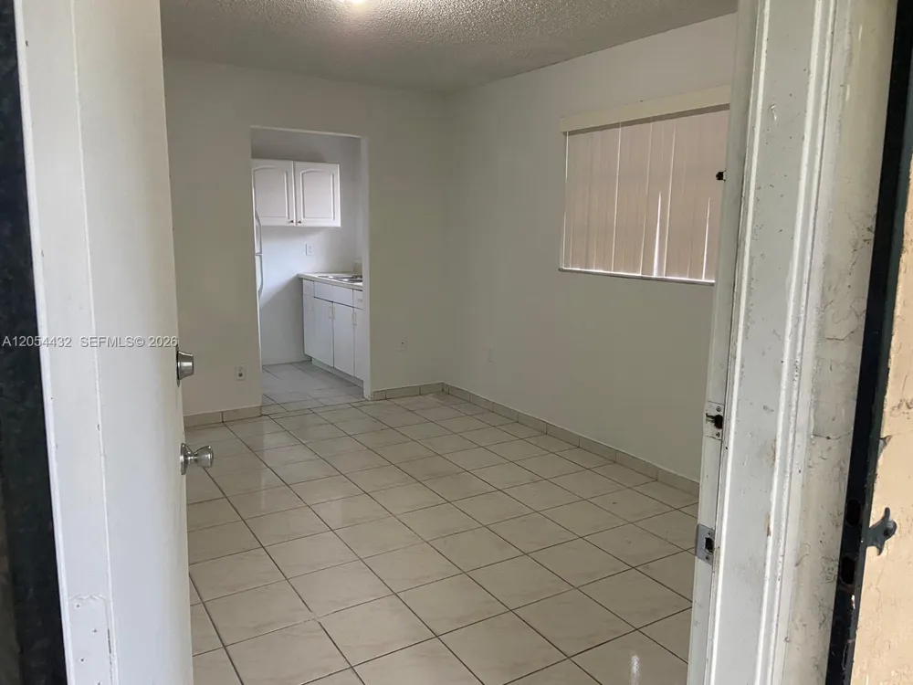 642 E 2nd Ave #B Hialeah, FL 33010