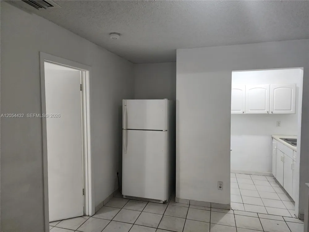 642 E 2nd Ave #B Hialeah, FL 33010