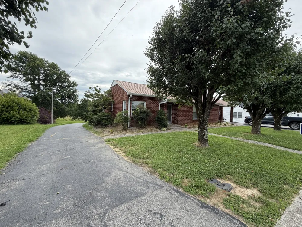266 Sparta St Spencer, TN 38585