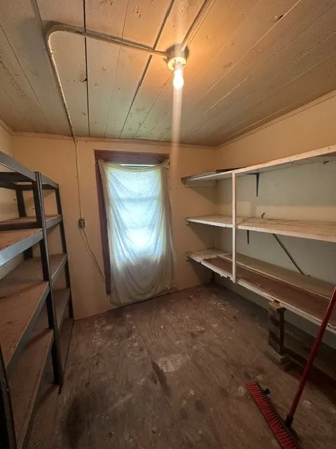 490 E Holley Alba, TX 75410