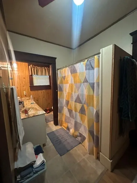 490 E Holley Alba, TX 75410