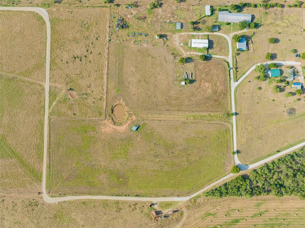 Lively Lane Graham, TX 76450