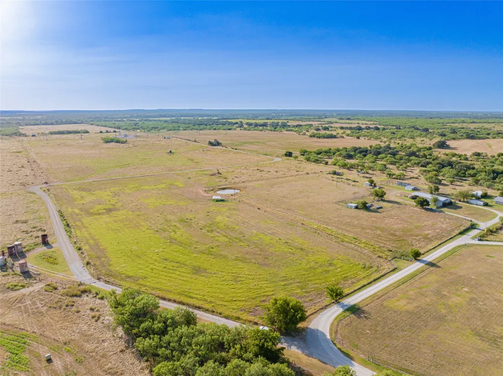 Lively Lane Graham, TX 76450