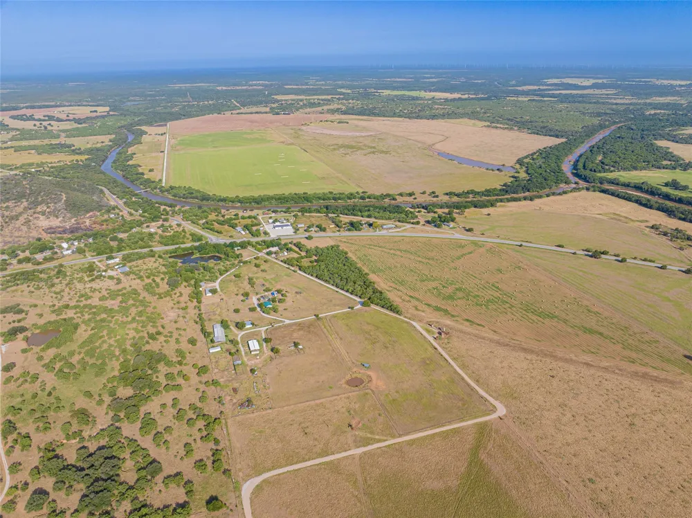 Lively Lane Graham, TX 76450