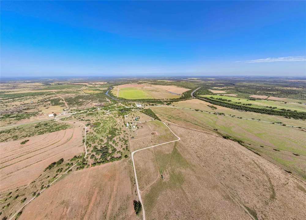 Lively Lane Graham, TX 76450