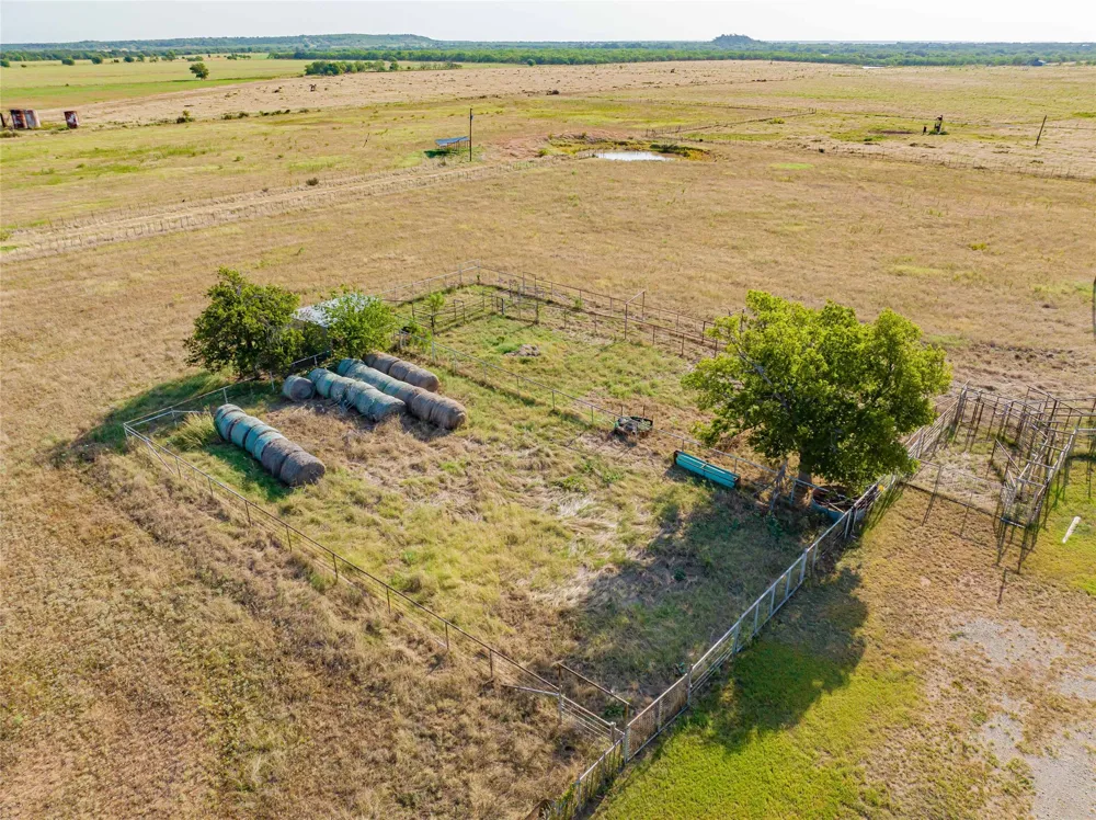 Lively Lane Graham, TX 76450