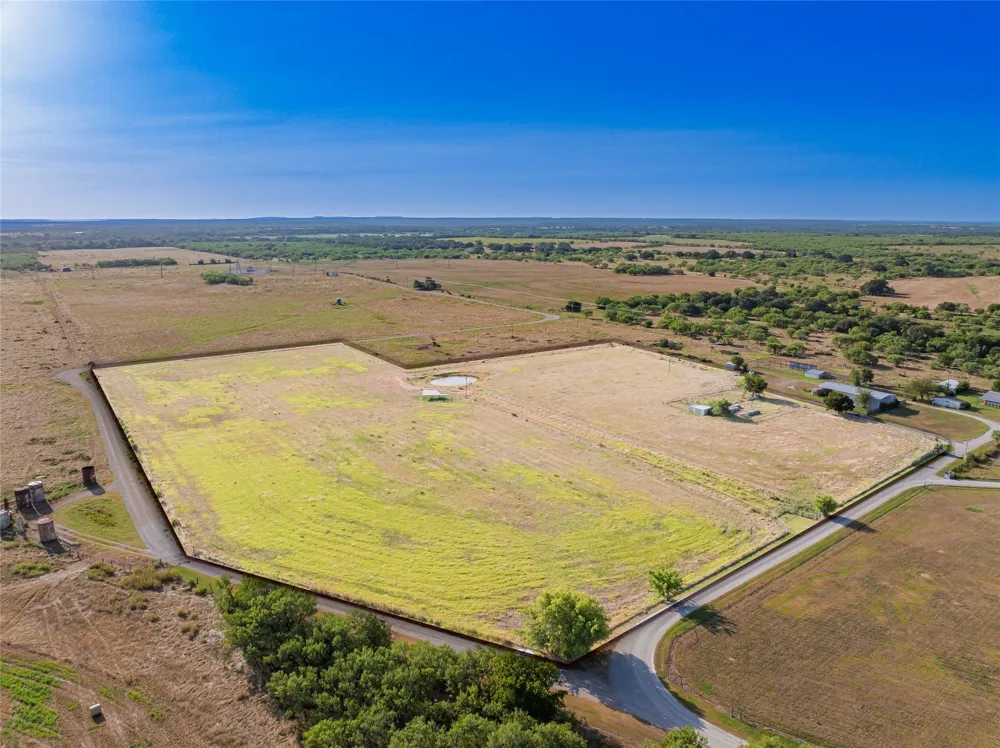 Lively Lane Graham, TX 76450