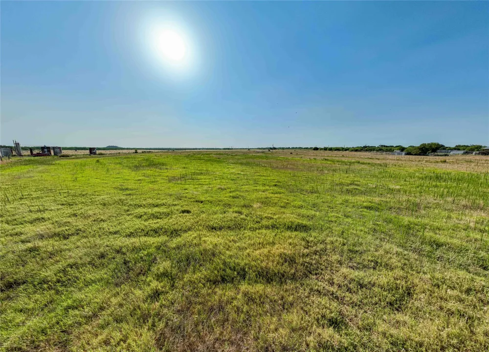 Lively Lane Graham, TX 76450