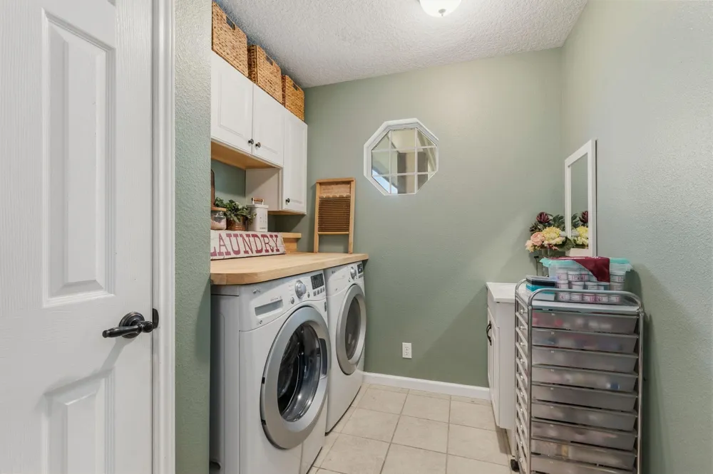 1824 Rymal Road Alvin, TX 77511