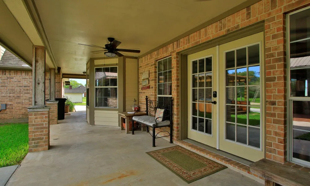 1824 Rymal Road Alvin, TX 77511
