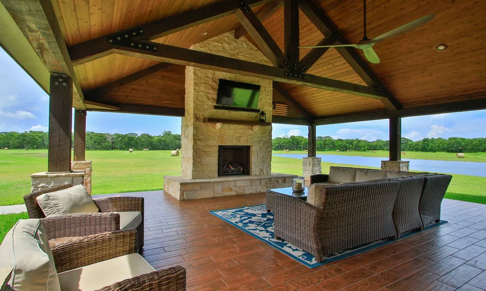 1824 Rymal Road Alvin, TX 77511