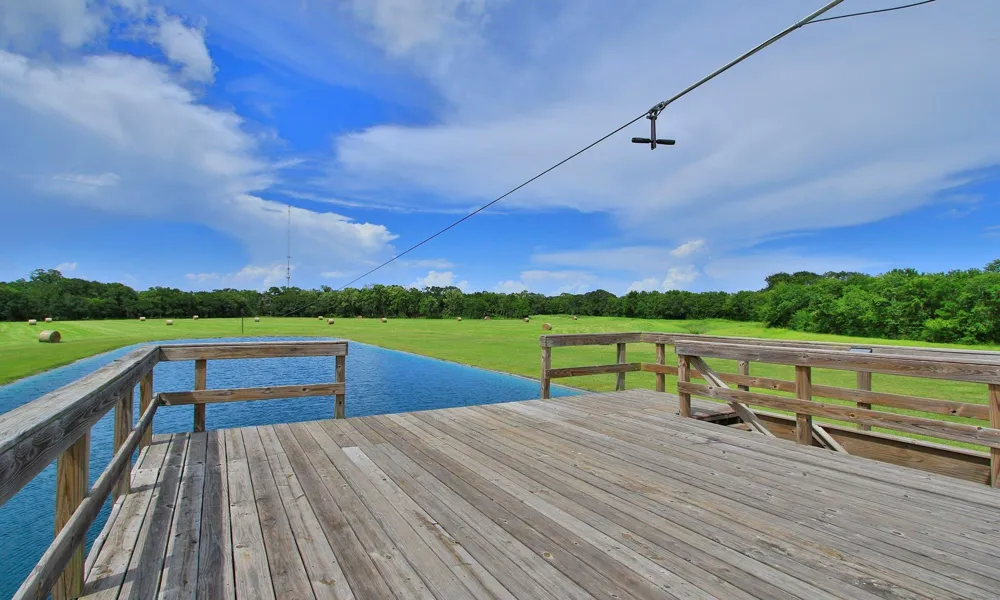 1824 Rymal Road Alvin, TX 77511