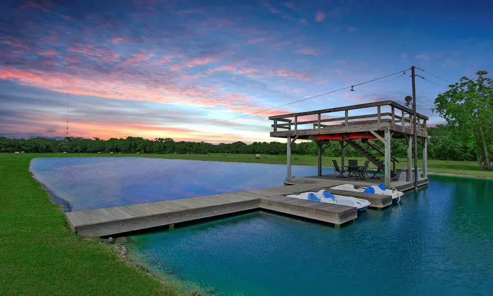1824 Rymal Road Alvin, TX 77511