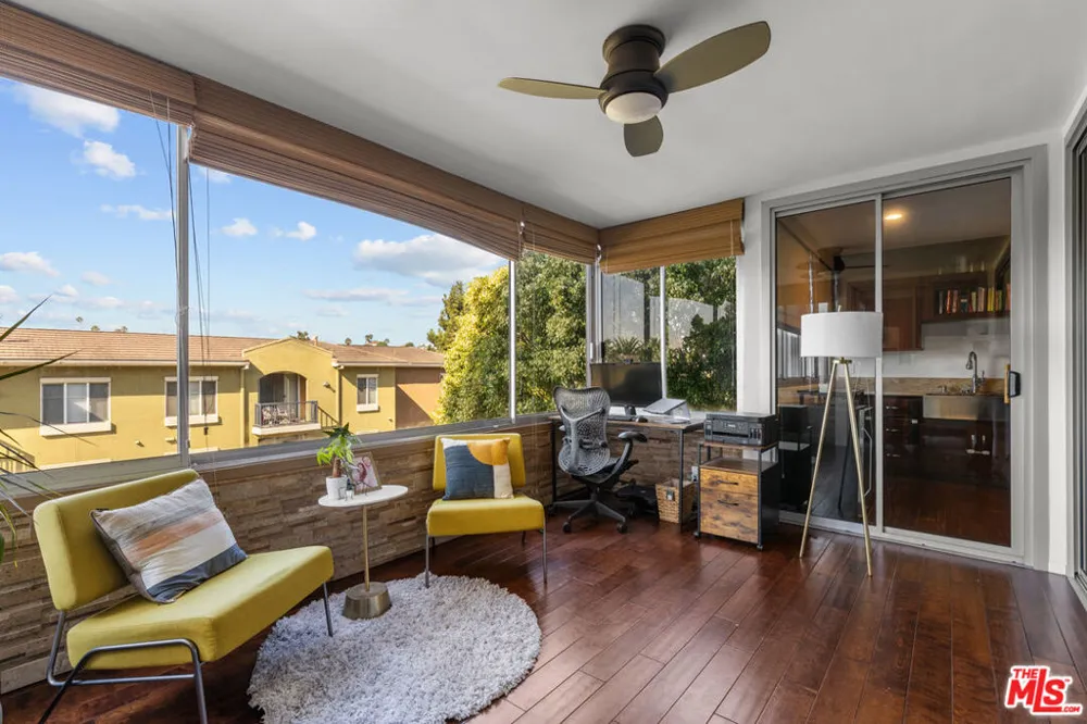 8701 Delgany Avenue #112 Playa del Rey, CA 90293