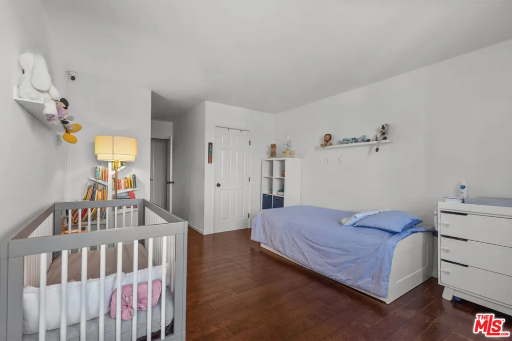 8701 Delgany Avenue #112 Playa del Rey, CA 90293